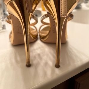 Rose gold Giuseppe heels